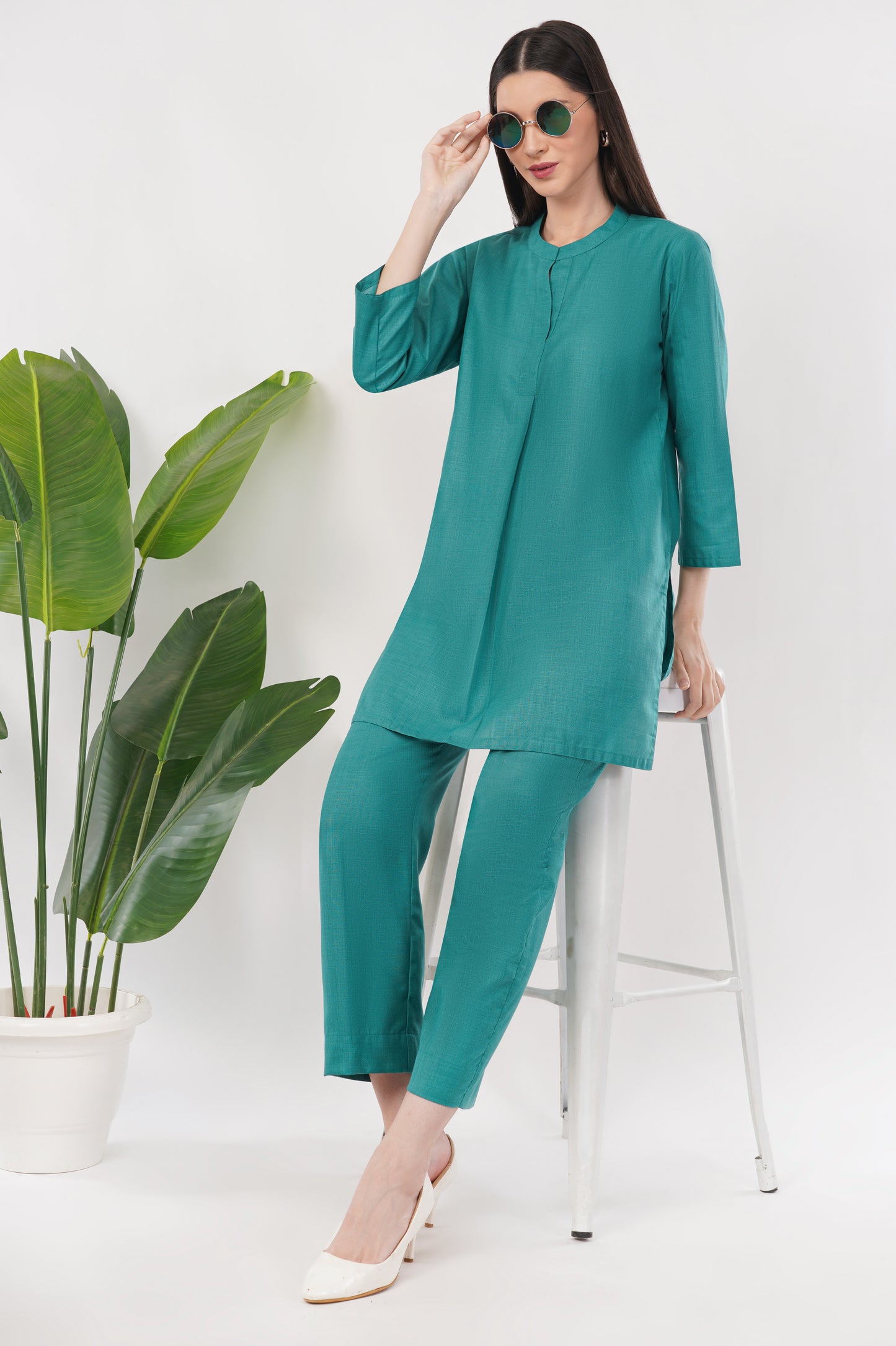 Green Mandarin Collar Cotton Kurta Pant Co-Ord Set